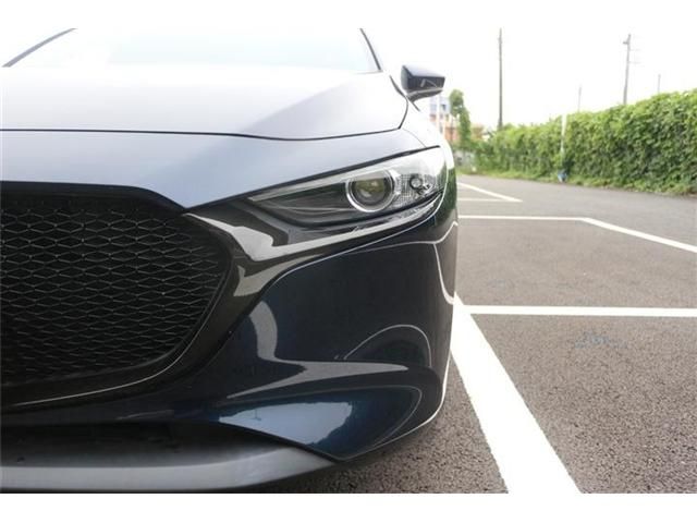 MAZDA3 FASTBACK