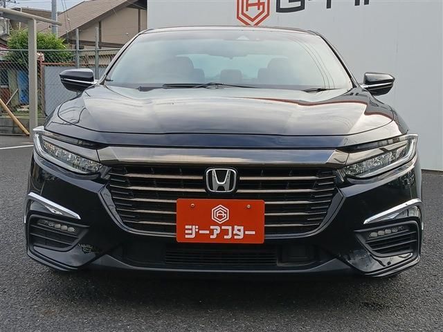 INSIGHT sedan