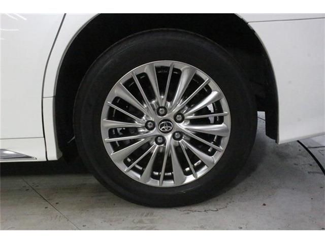 ALPHARD hybrid 4WD