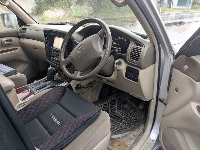 LANDCRUISER wagon
