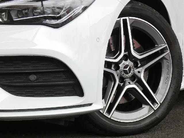 MERCEDES BENZ CLA class