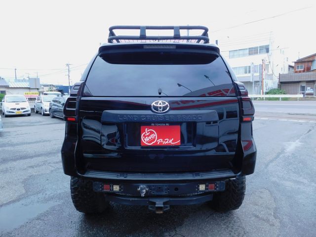 LANDCRUISER PRADO