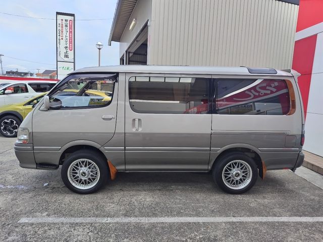 HIACE wagon 4WD