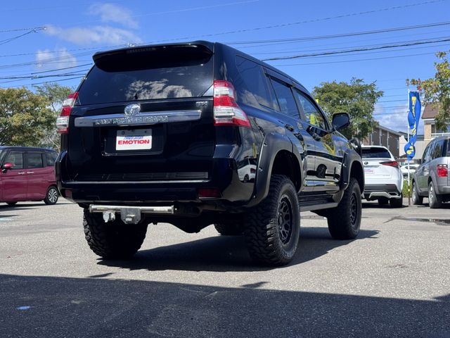 LANDCRUISER PRADO