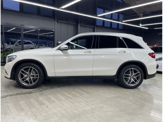MERCEDES BENZ GLC class