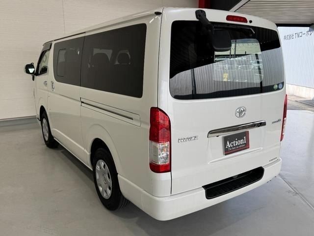 HIACE van 2WD