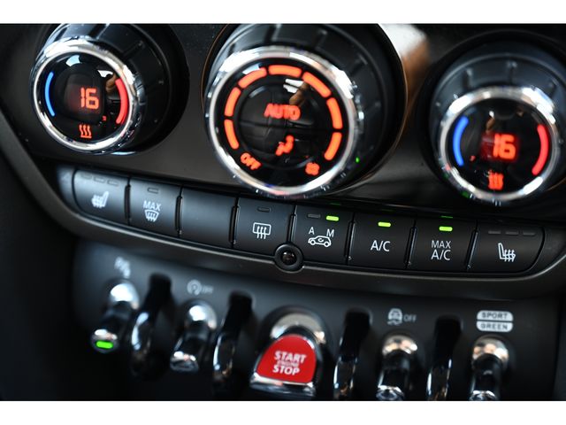 MINI COOPER D CROSSOVER