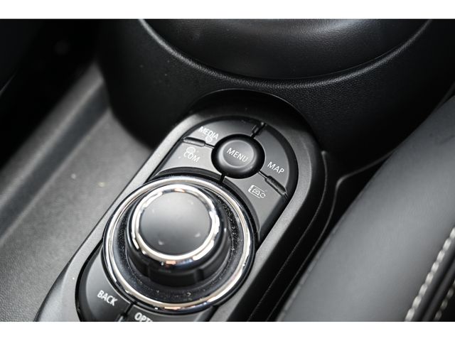 MINI COOPER D 5DOOR