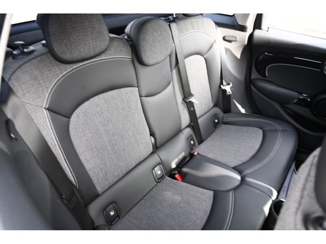 MINI COOPER D 5DOOR