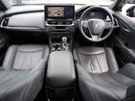CROWN sedan hybrid