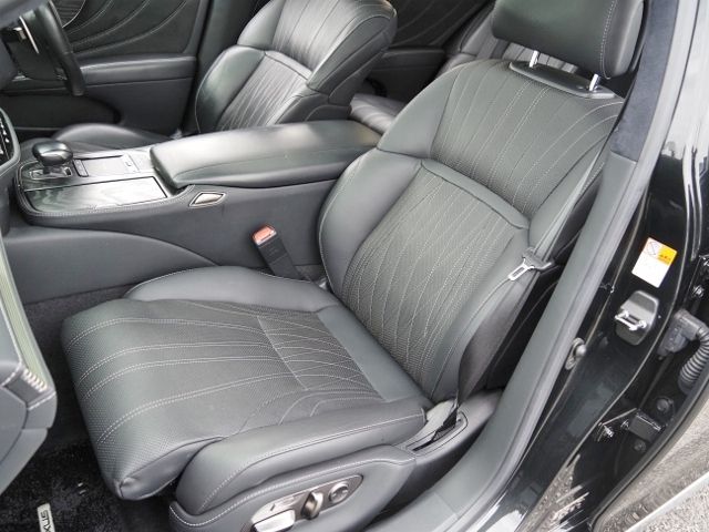 LEXUS LS500h 4WD