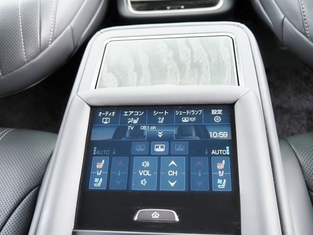 LEXUS LS500h 4WD