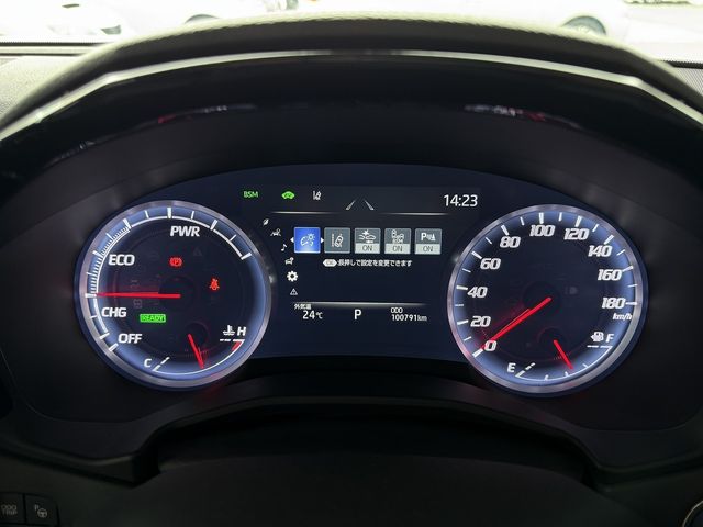 CROWN sedan hybrid