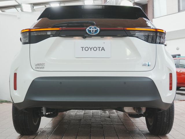YARIS CROSS HYBRID