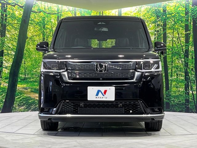 STEPWAGON SPADA 4WD