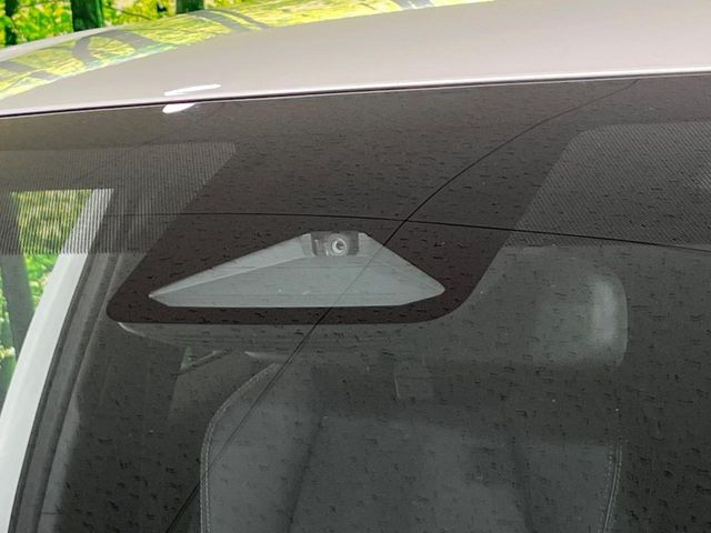 COROLLA TOURING HYBRID 4WD