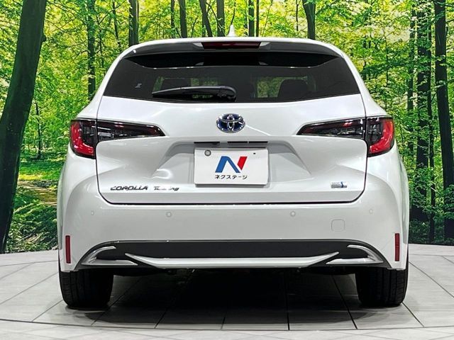 COROLLA TOURING HYBRID 4WD