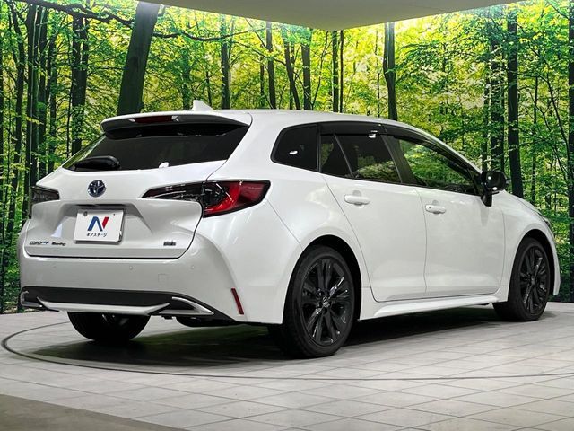 COROLLA TOURING HYBRID 4WD