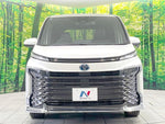 VOXY HYBRID