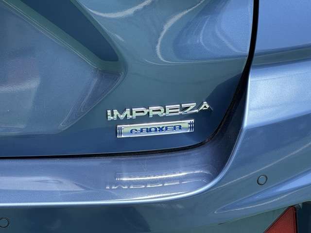 IMPREZA 5Door