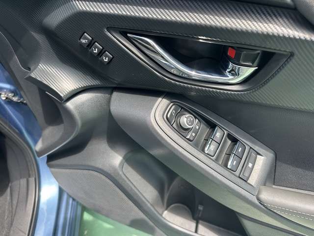 IMPREZA 5Door