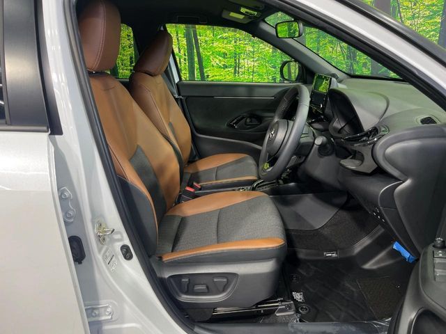 YARIS CROSS HYBRID