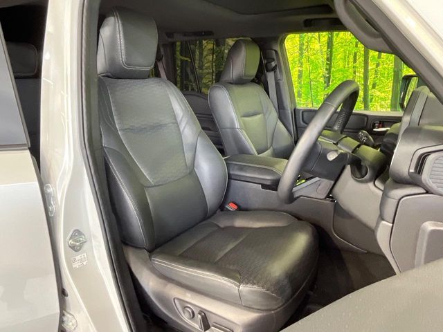 LANDCRUISER 250