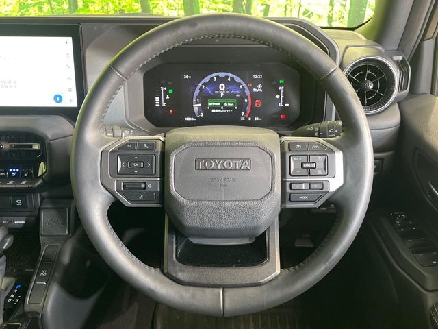 LANDCRUISER 250