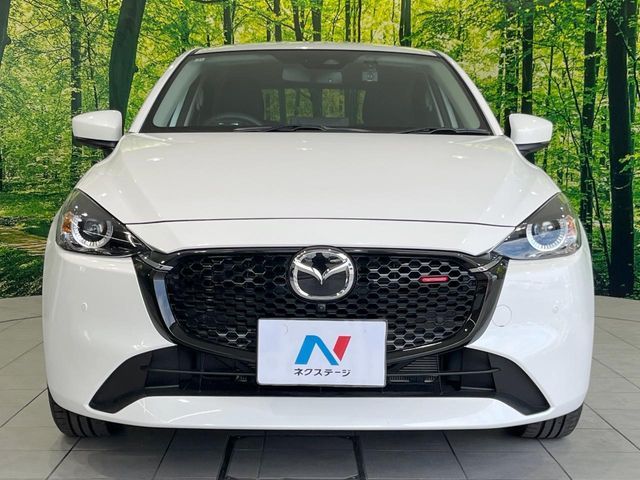 MAZDA2