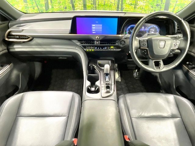 CROWN SPORT
