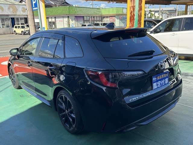COROLLA TOURING HYBRID