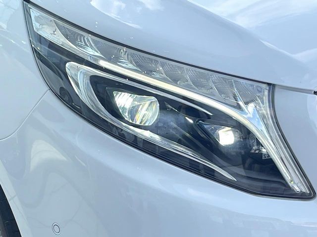 MERCEDES BENZ V class