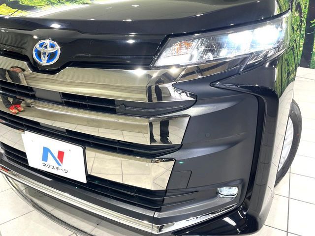 NOAH HYBRID 4WD