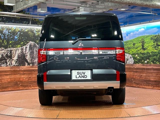 DELICA D:5 4WD