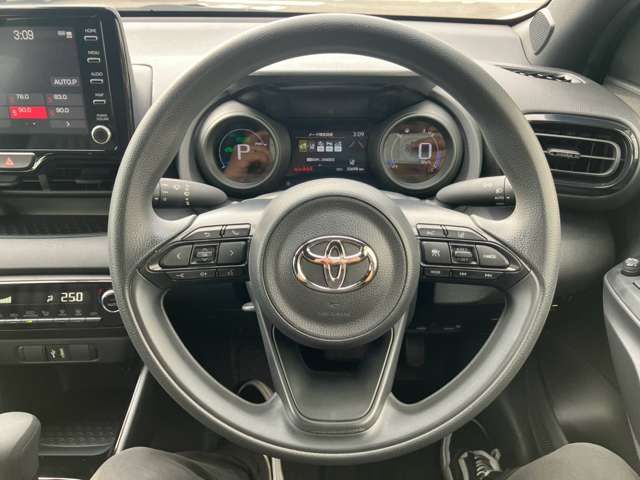 YARIS HYBRID
