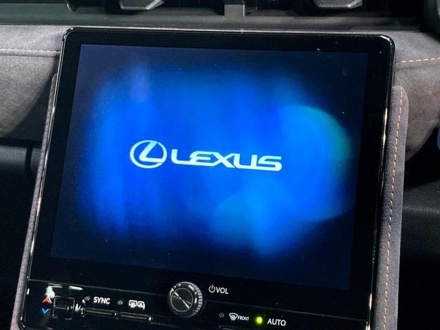 LEXUS LBX