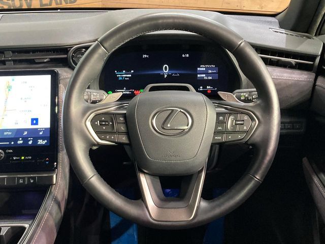 LEXUS LBX