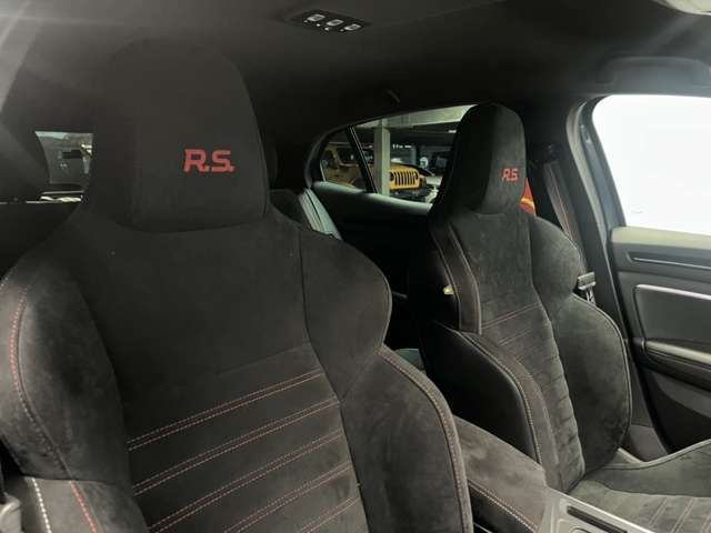 RENAULT MEGANE hatchback