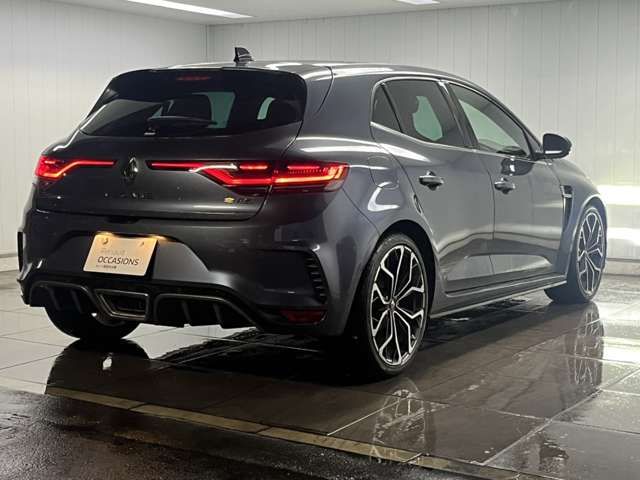 RENAULT MEGANE hatchback