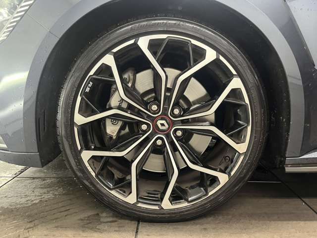 RENAULT MEGANE hatchback