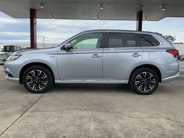 OUTLANDER PHEV