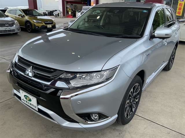 OUTLANDER PHEV
