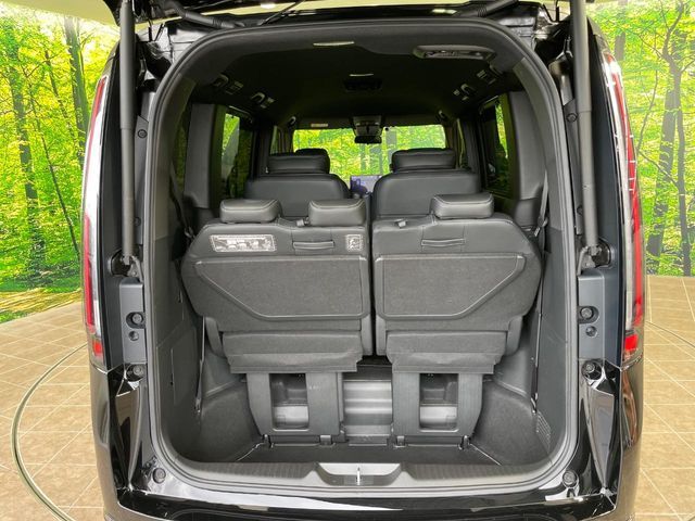 STEPWAGON e:HEV SPADA