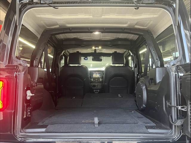 JEEP WRANGLER UNLIMITED