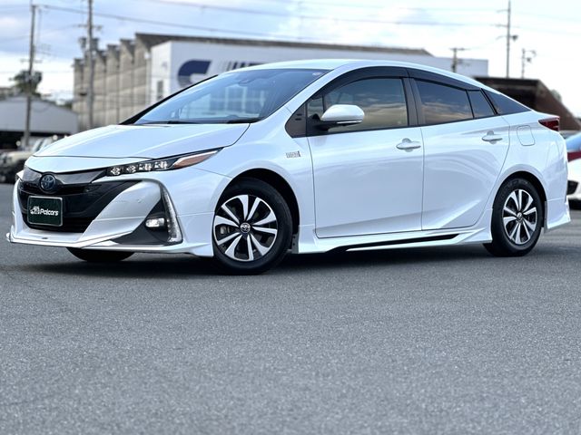 PRIUS PHV