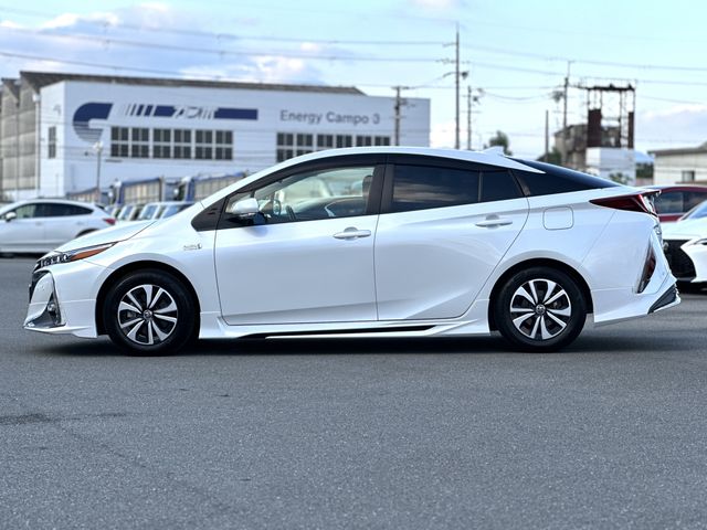 PRIUS PHV