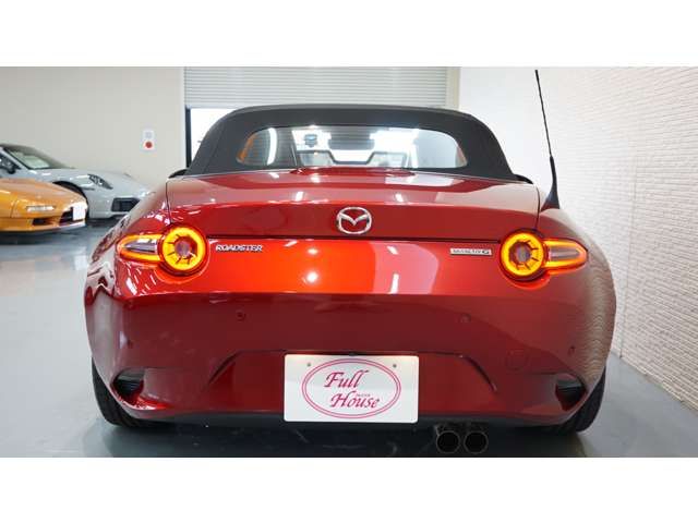 ROADSTER