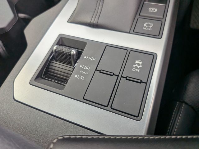 LANDCRUISER 250