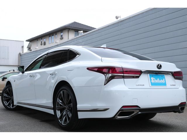 LEXUS LS500