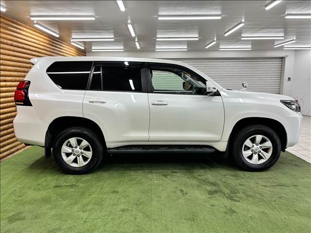 LANDCRUISER PRADO